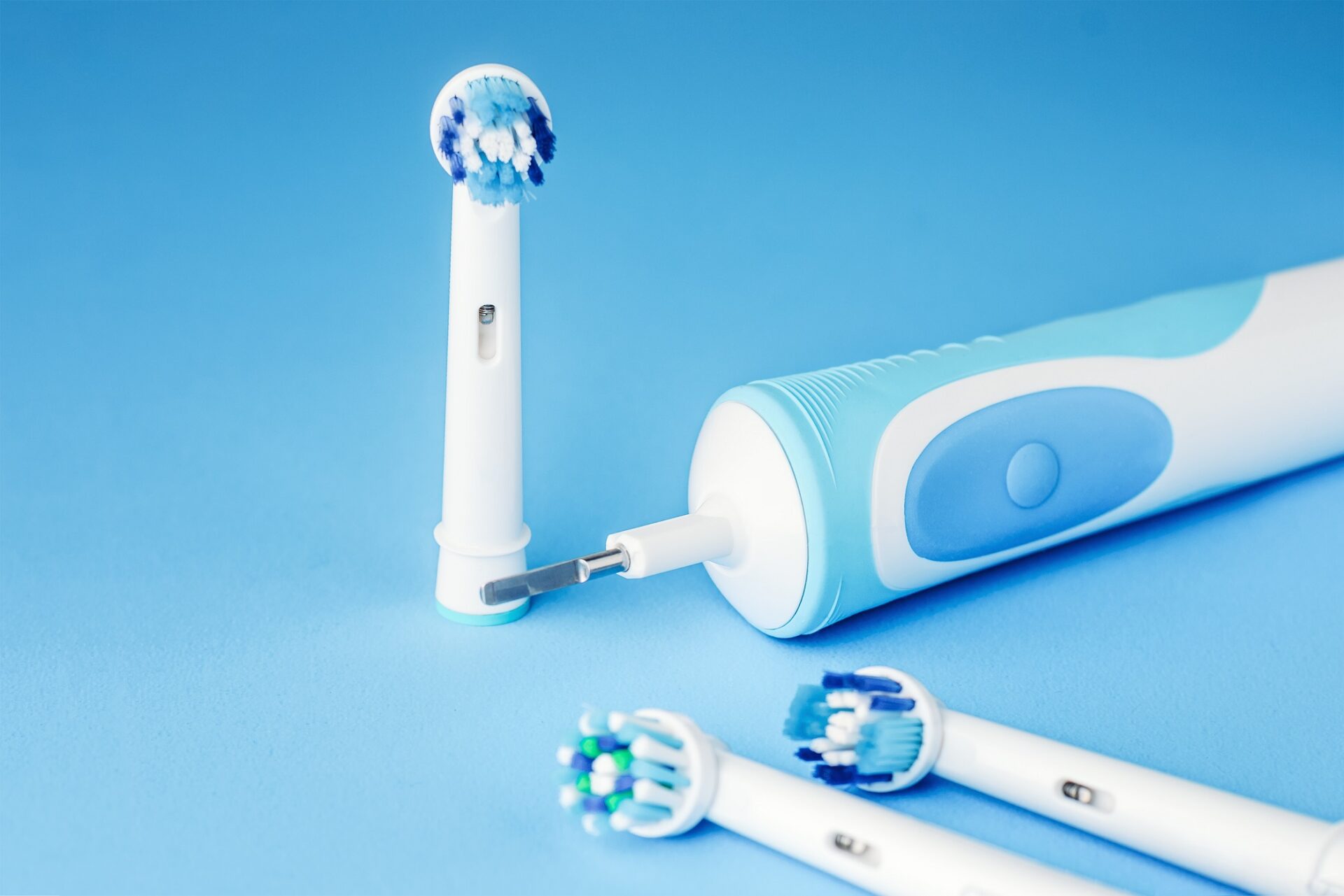 The Best Electric Toothbrushes Of 2022 - Black Health Matters